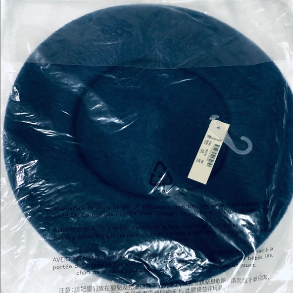 Madewell x Biltmore Wool Beret Hat - Picture 2 of 3